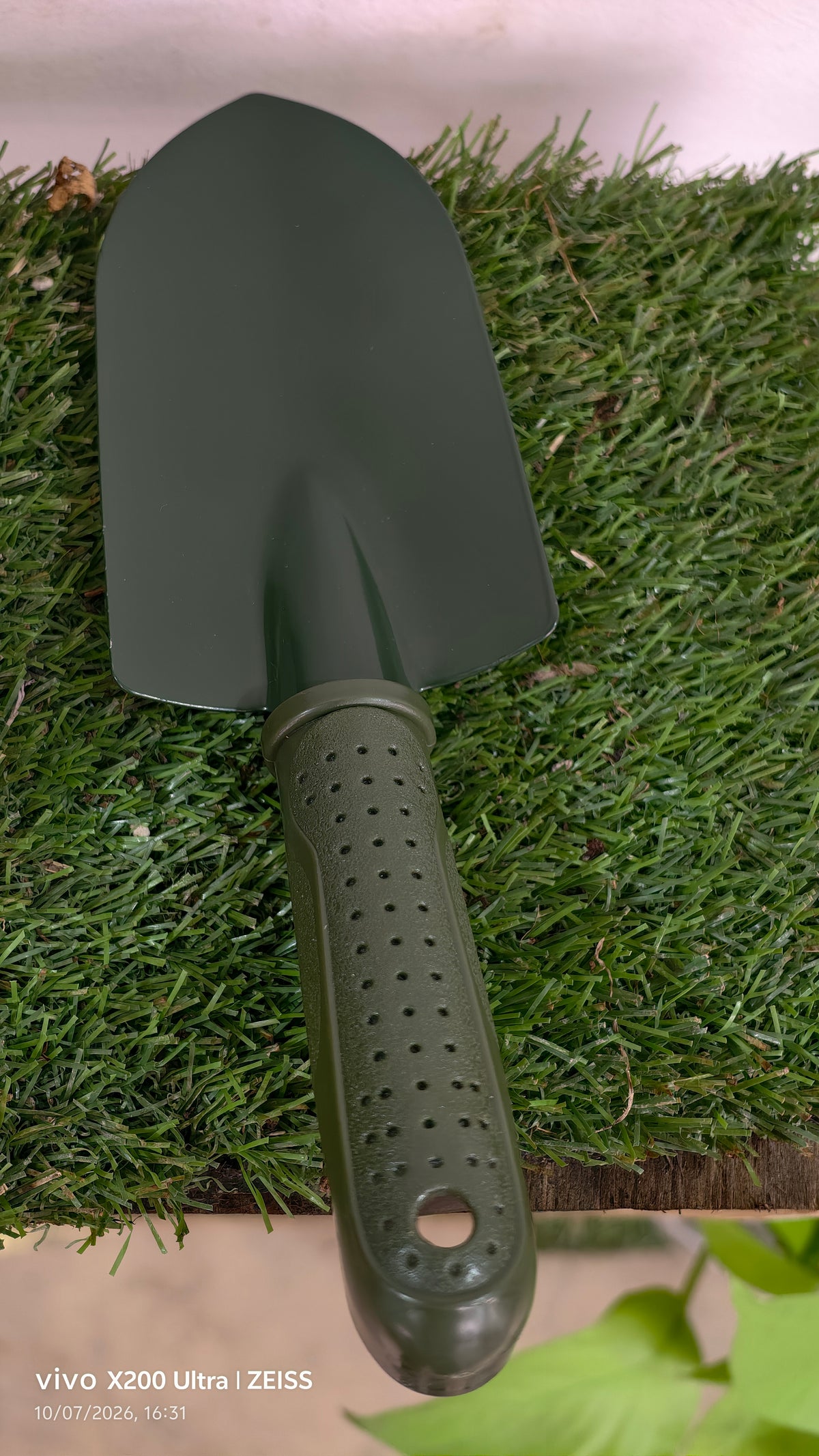 Shovel